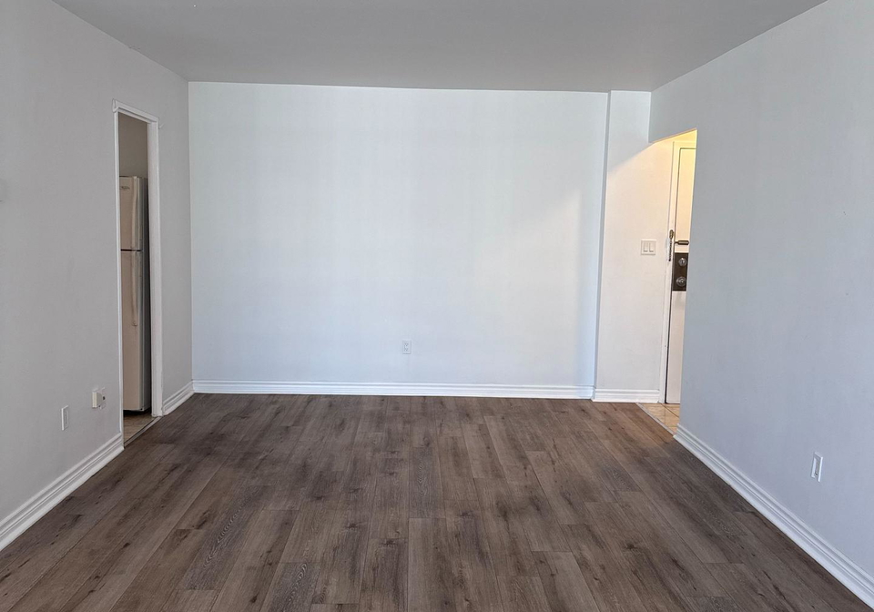 5-massey-square-toronto-east-york-ontario-e13683210