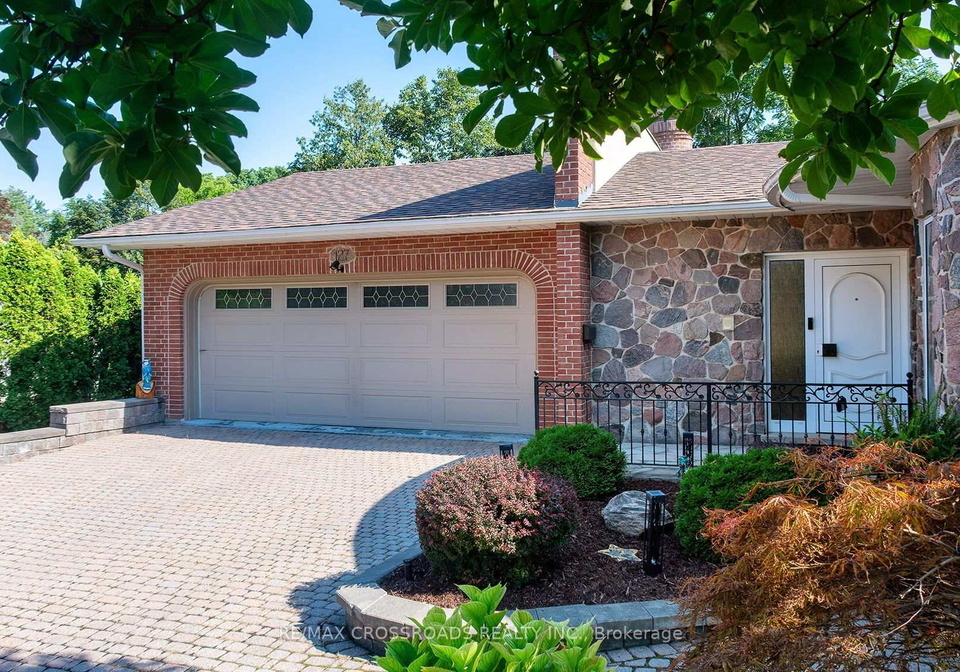 127-taylorwood-court-oshawa-ontario-e13683284