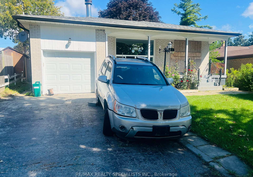 22-griselda-crescent-toronto-scarborough-ontario-e13683394