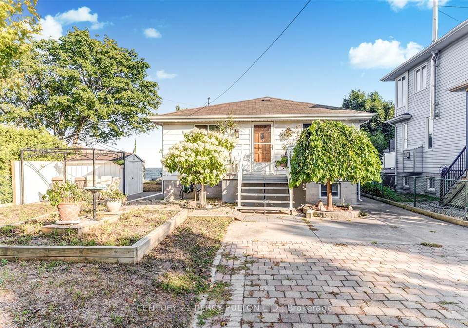135-cedar-crest-beach-road-clarington-ontario-e13684672