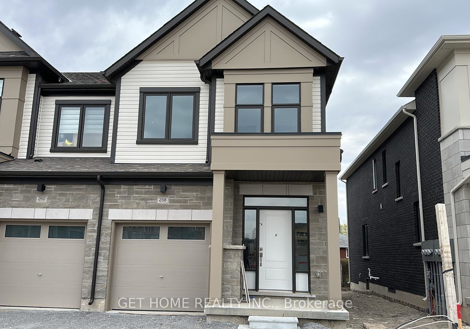 258-okanagan-path-oshawa-ontario-e13684790