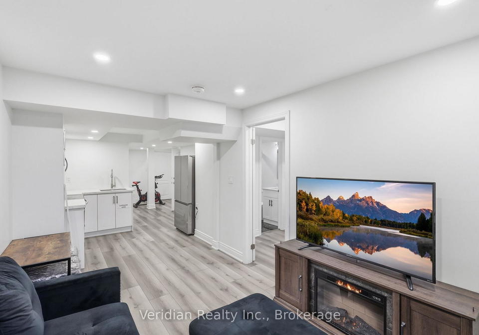 14-gramercy-square-toronto-scarborough-ontario-e13685344