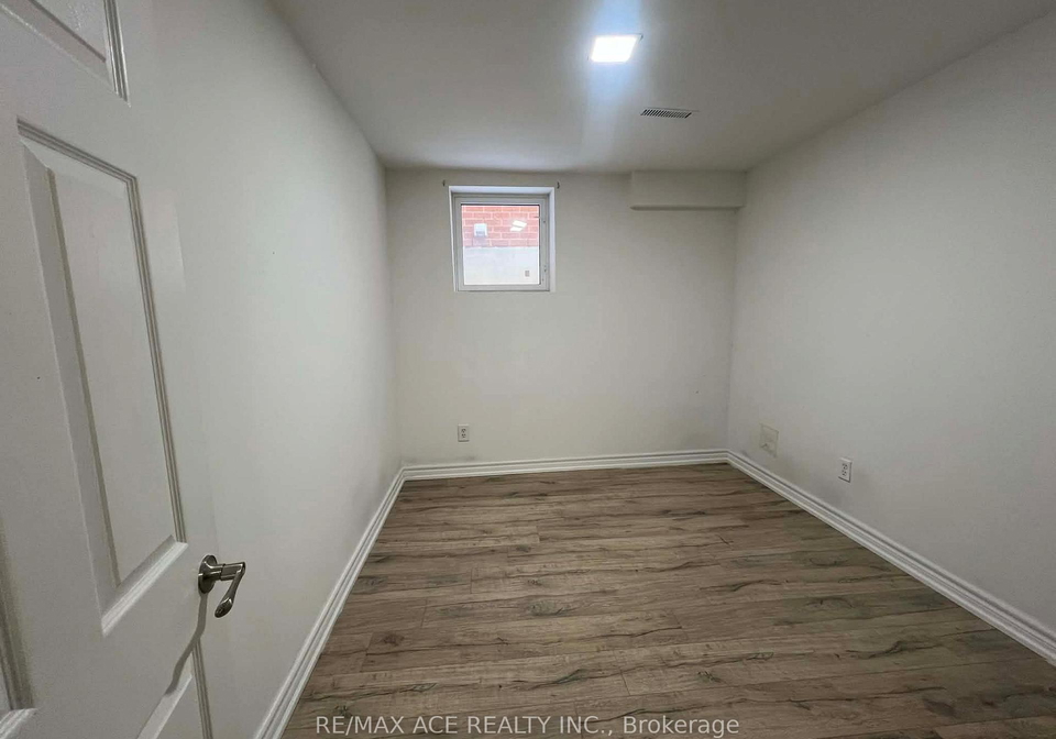 161-heale-avenue-toronto-scarborough-ontario-e13685380