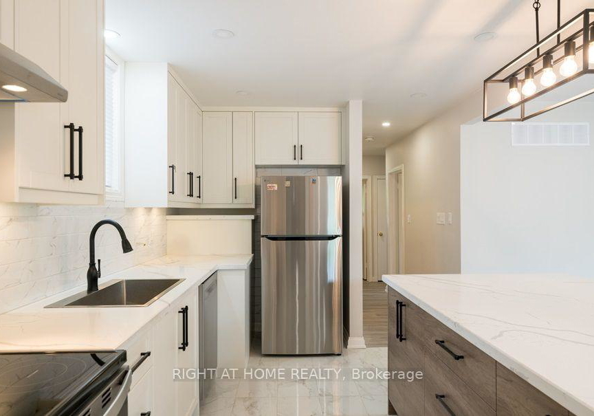 6-bellvare-crescent-toronto-scarborough-ontario-e13685438