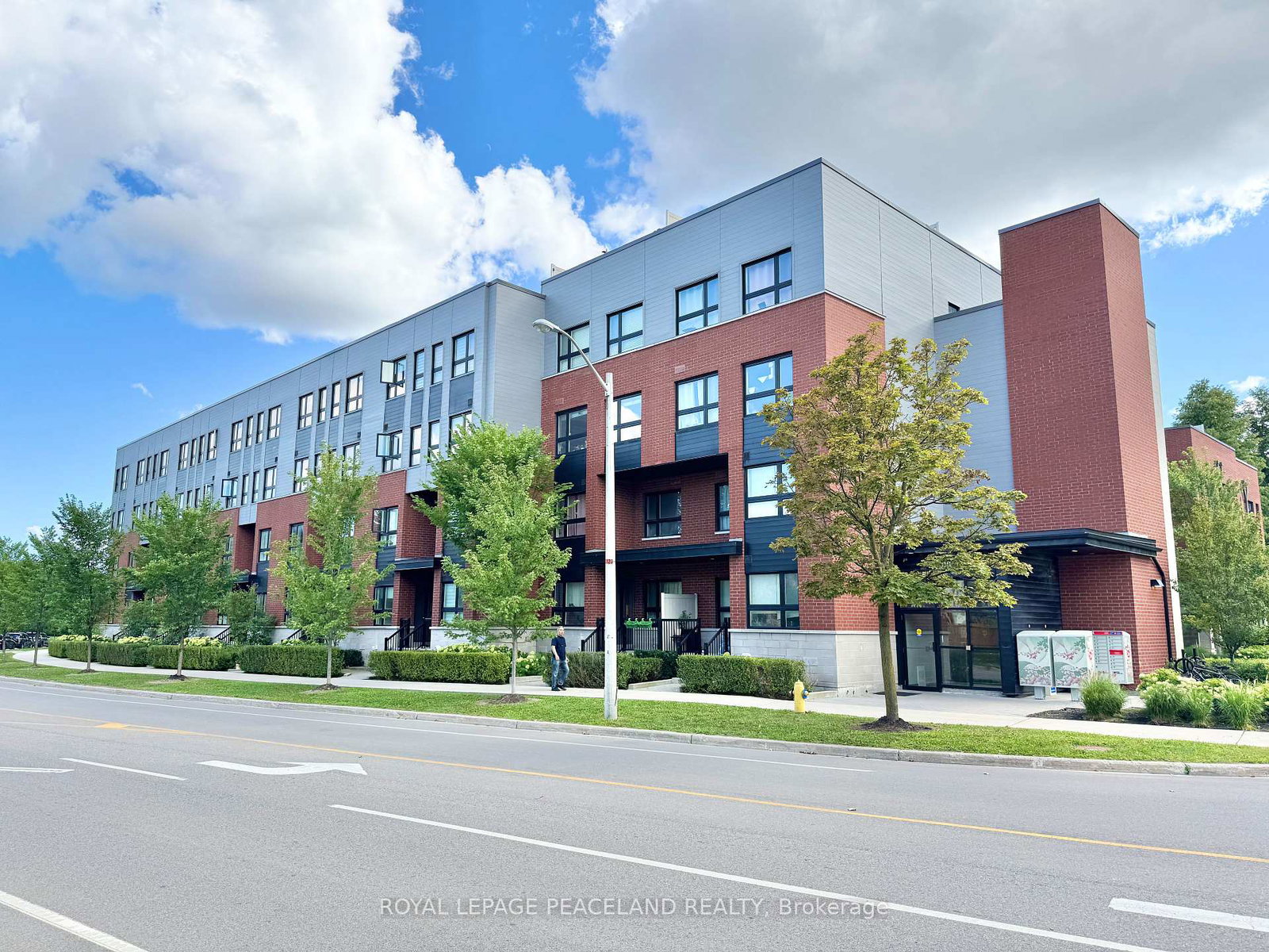 2100-bridletowne-circle-toronto-scarborough-ontario-e13685610