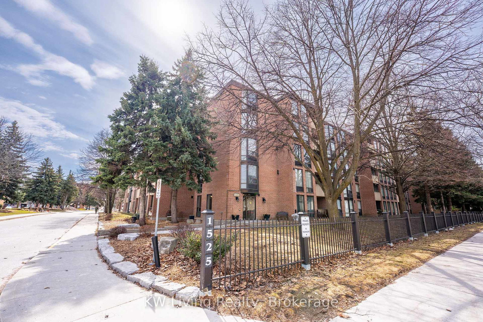 1525-diefenbaker-court-pickering-ontario-e13686456