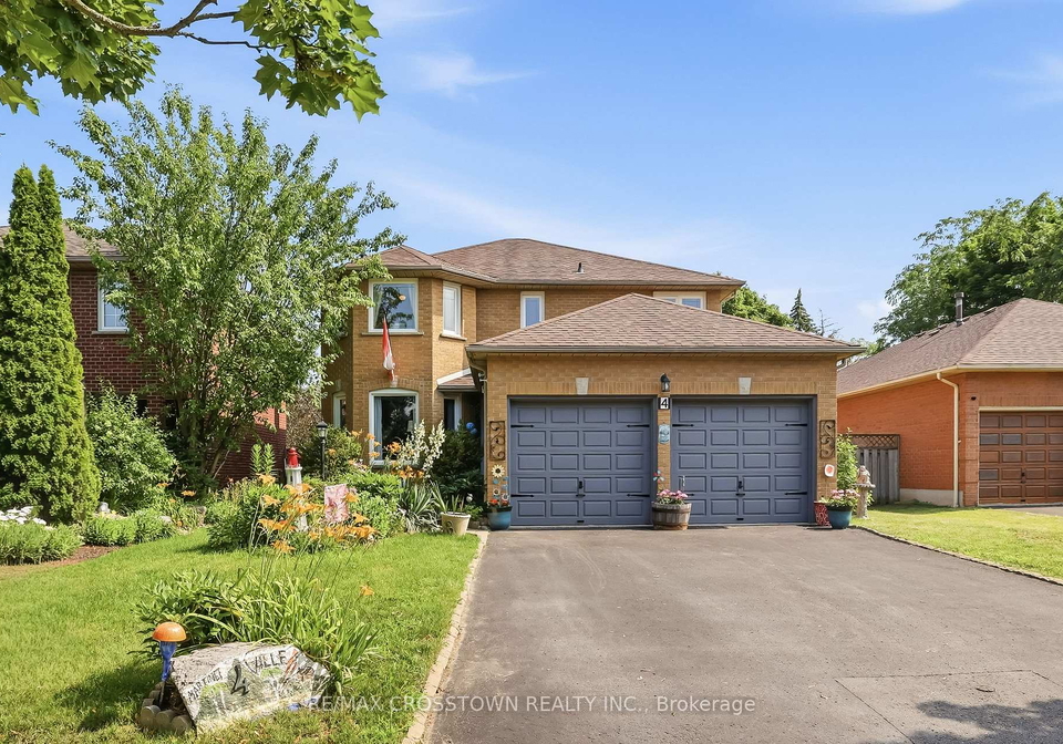 4-martinet-street-whitby-ontario-e13687102
