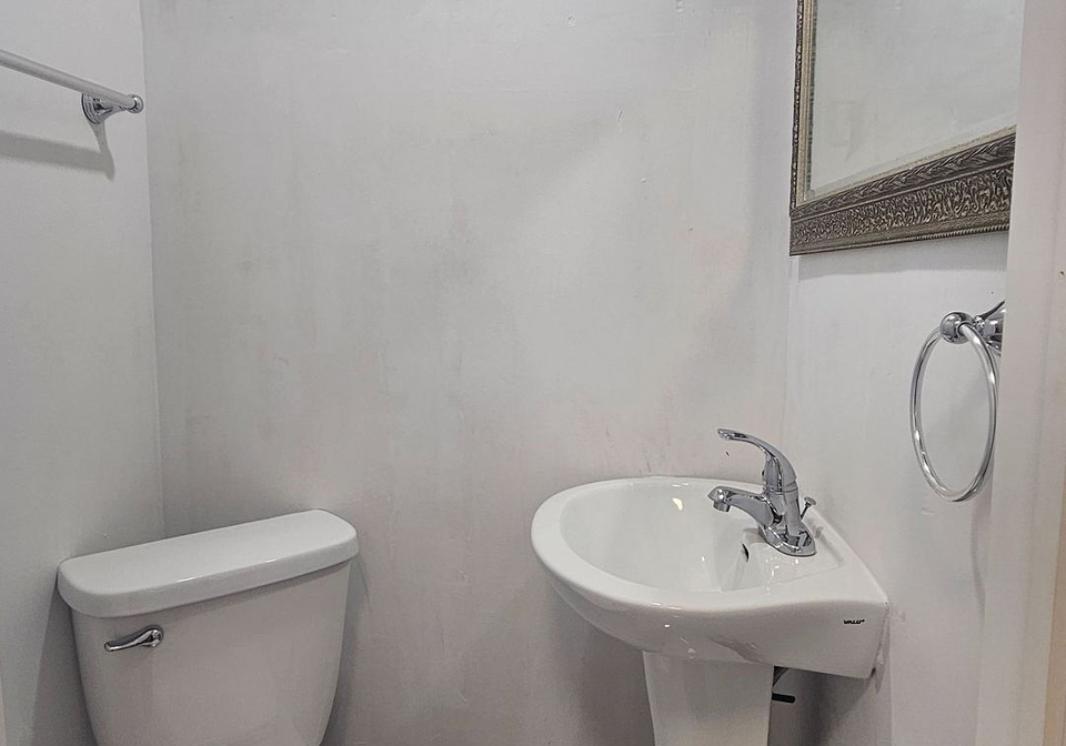 32-frey-crescent-toronto-scarborough-ontario-e13687200