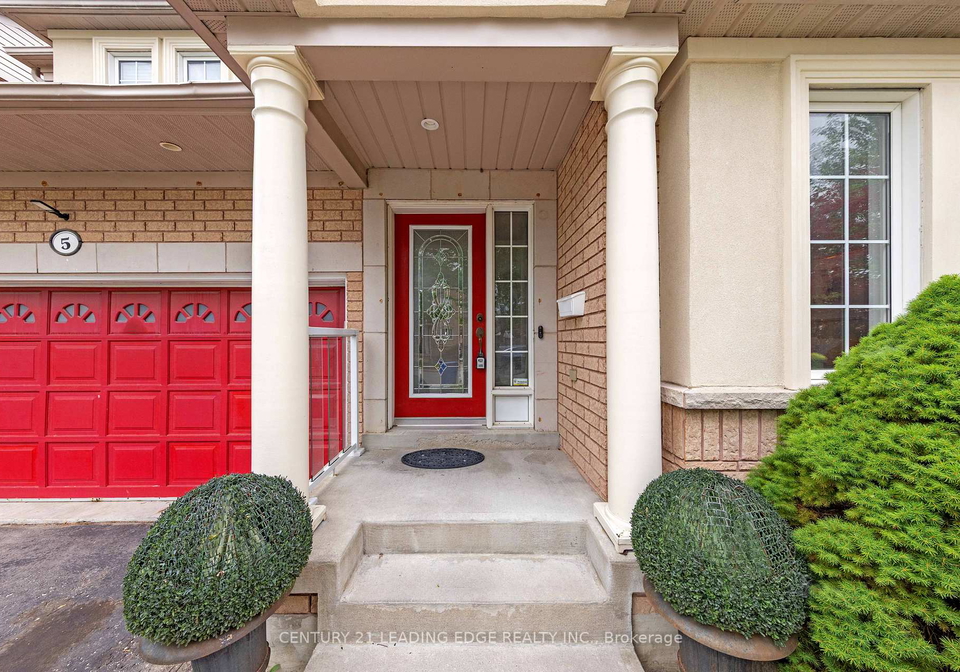 5-haskell-avenue-ajax-ontario-e13687372