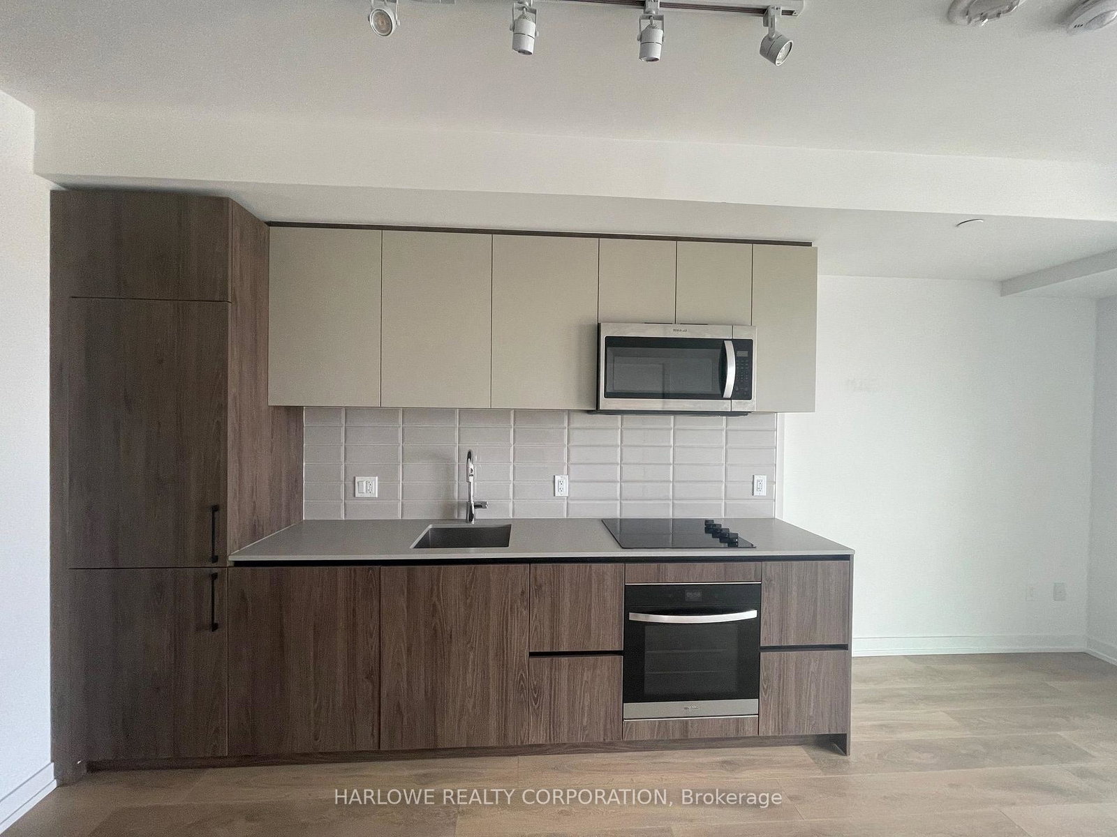 150-logan-avenue-toronto-toronto-ontario-e13687592