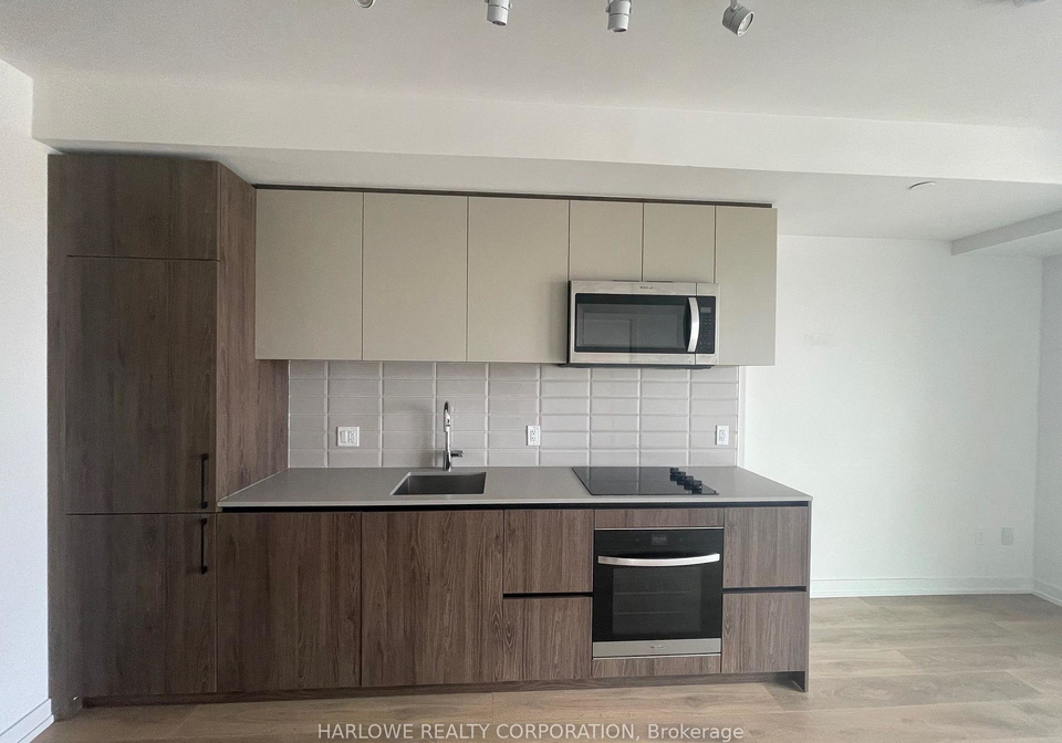 150-logan-avenue-toronto-toronto-ontario-e13687592