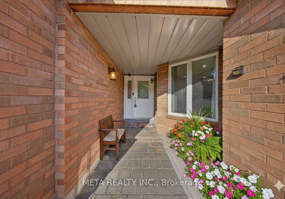 33-heaver-drive-whitby-ontario-e13687658