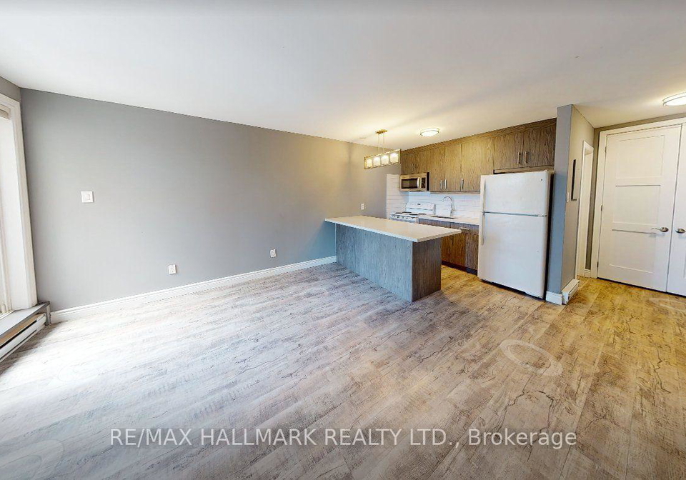 1610-queen-street-e-toronto-toronto-ontario-e13688238