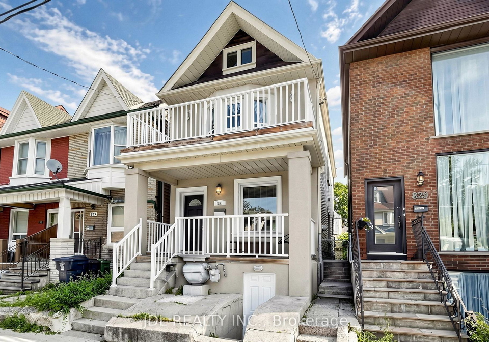 831-pape-avenue-toronto-east-york-ontario-e13689026