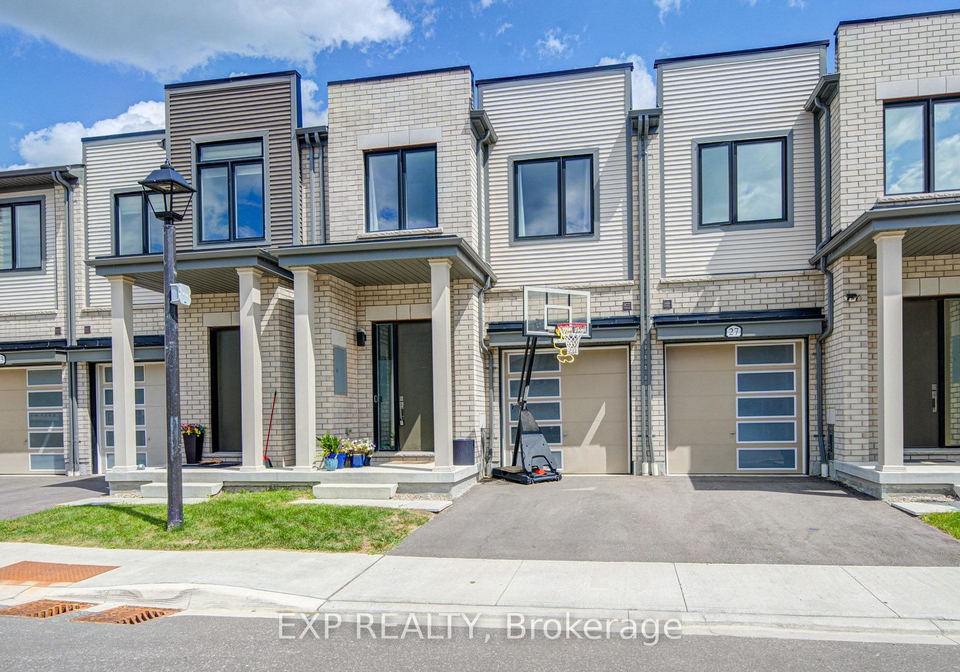 29-sorbara-way-whitby-ontario-e13689338