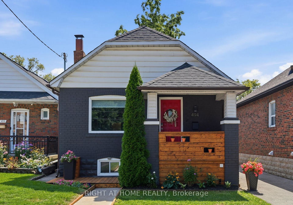 494-donlands-avenue-toronto-east-york-ontario-e13689546