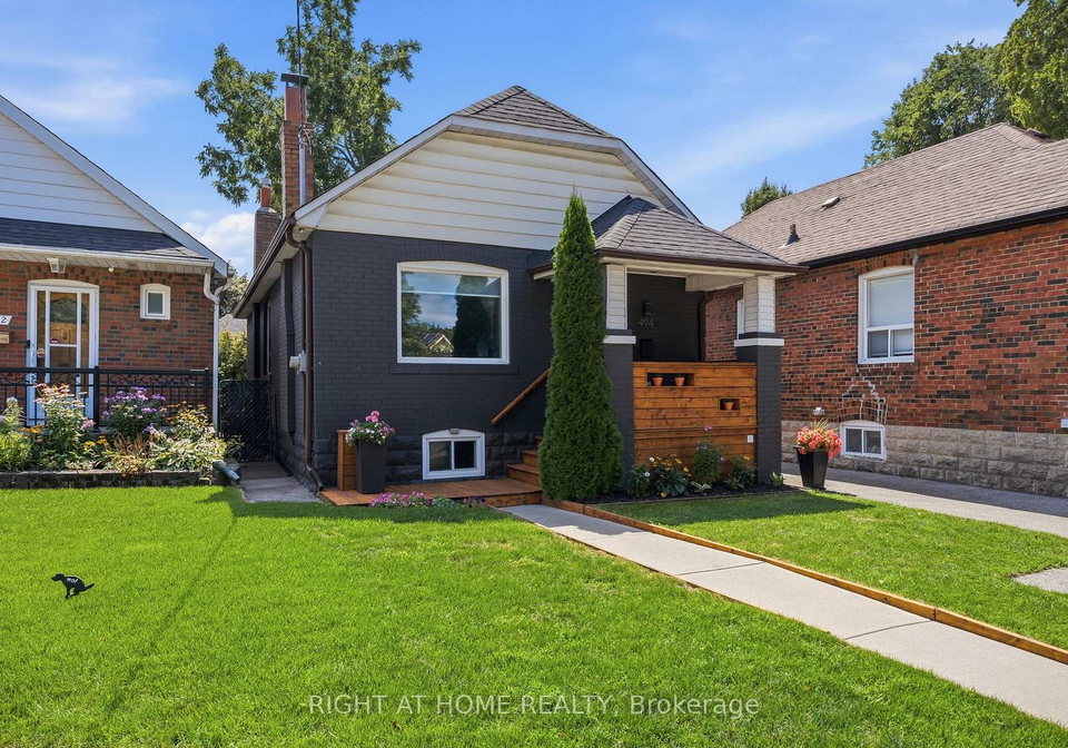 494-donlands-avenue-toronto-east-york-ontario-e13689546