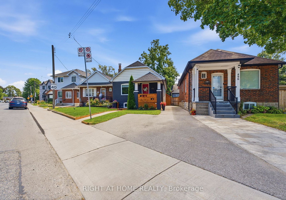 494-donlands-avenue-toronto-east-york-ontario-e13689546
