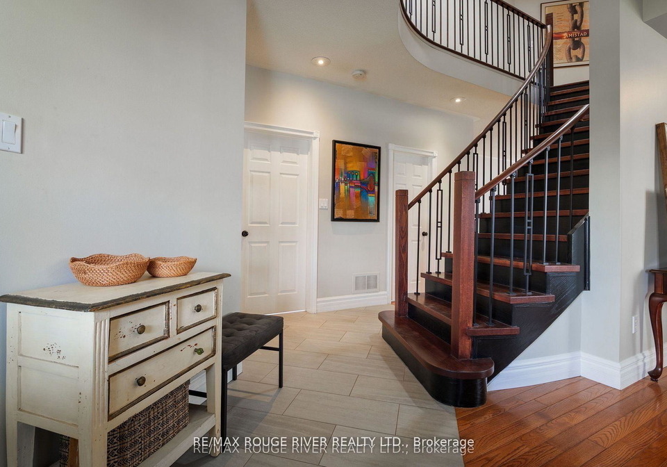 433-woodsmere-crescent-pickering-ontario-e13689592