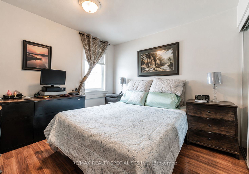 1659-gerrard-street-e-toronto-toronto-ontario-e13689622