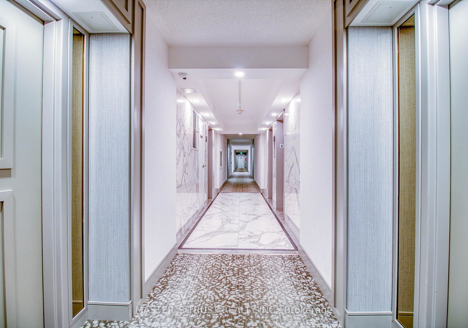 255-bamburgh-circle-w-toronto-scarborough-ontario-e13689874