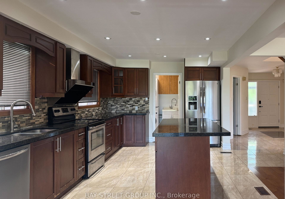 32-perthshire-street-toronto-scarborough-ontario-e13690026