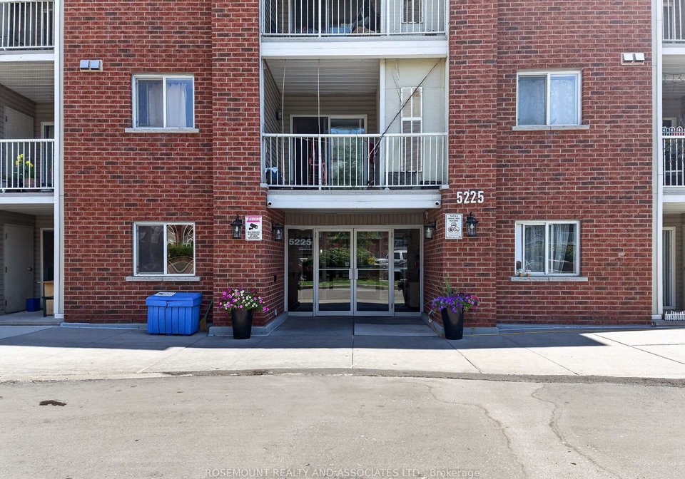 5225-finch-avenue-e-toronto-scarborough-ontario-e13690138