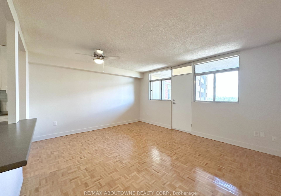 30-denton-avenue-toronto-scarborough-ontario-e13690330