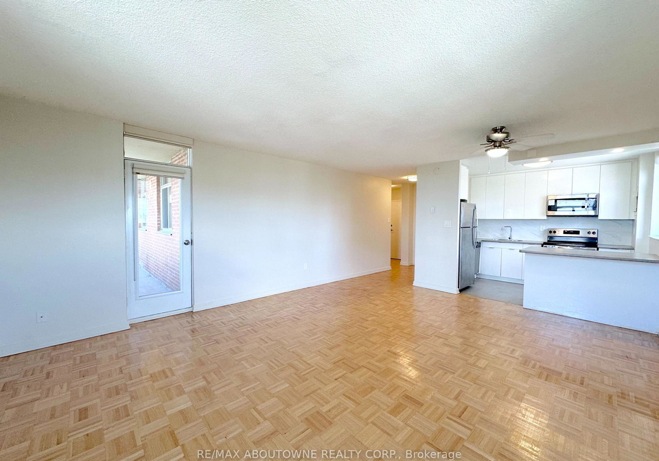 30-denton-avenue-toronto-scarborough-ontario-e13690332