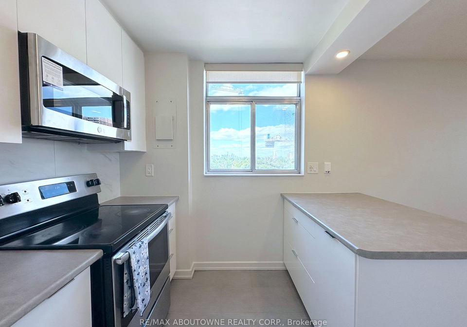 30-denton-avenue-toronto-scarborough-ontario-e13690332