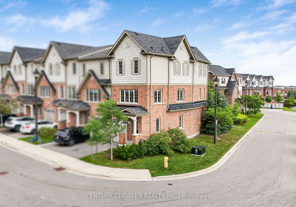 36-comfort-way-whitby-ontario-e13690626