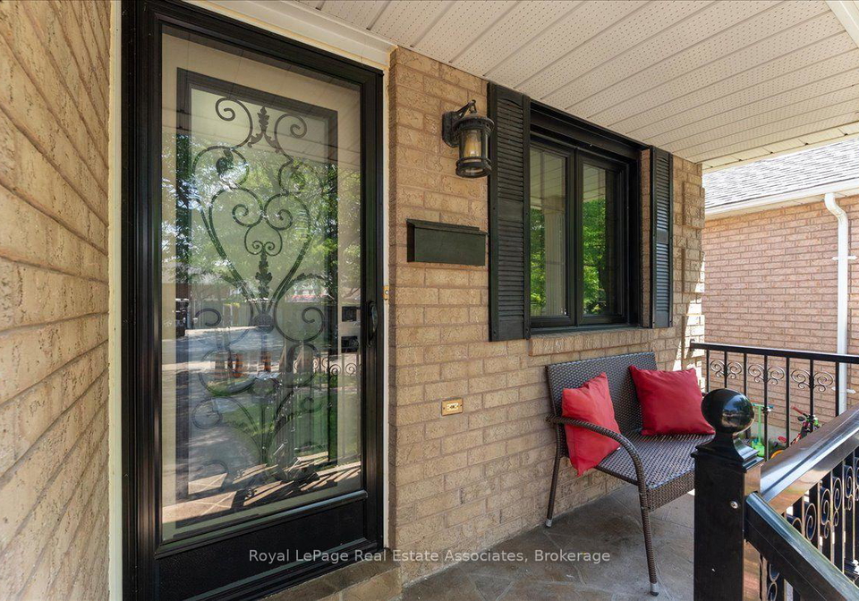 1464-trowbridge-drive-oshawa-ontario-e13691096
