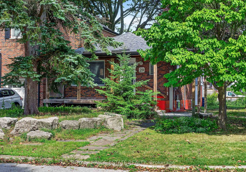 29-red-deer-avenue-toronto-scarborough-ontario-e13691408