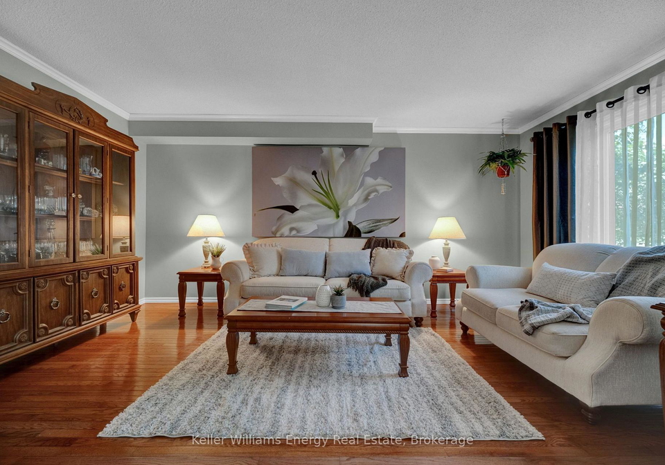 2-murkar-crescent-whitby-ontario-e13691422