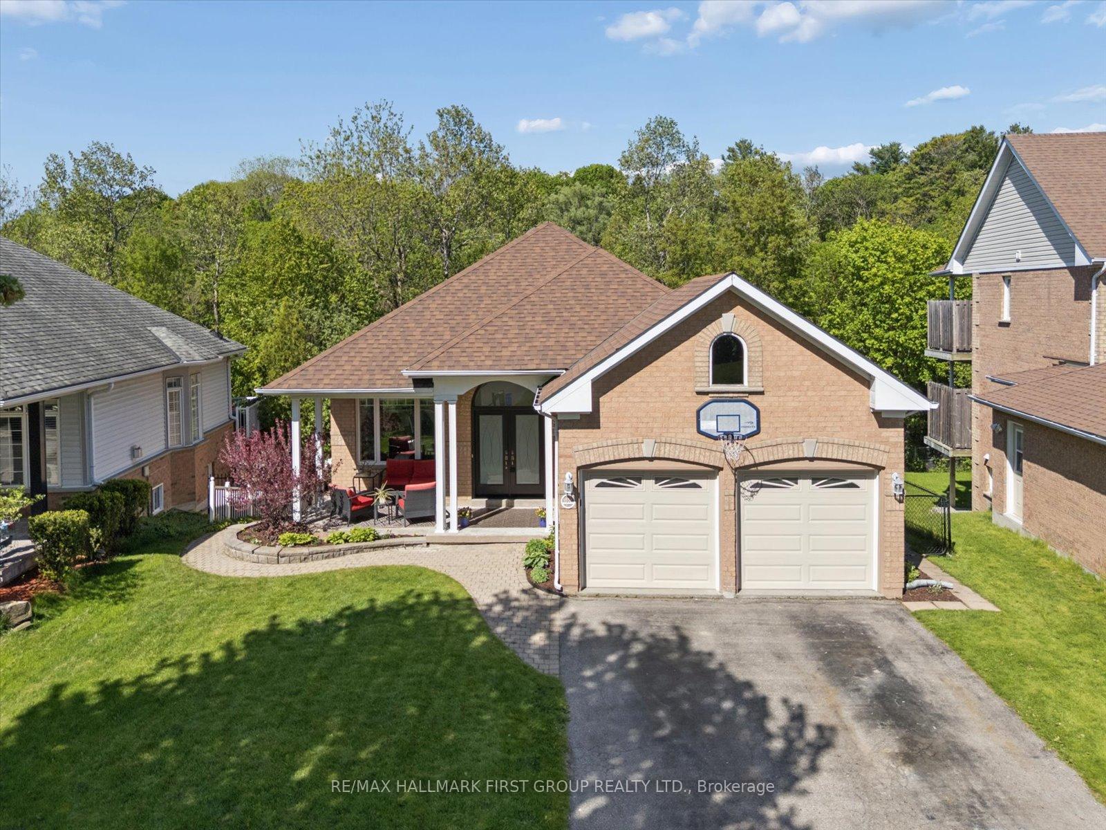 1028-highbrooke-court-oshawa-ontario-e13691452
