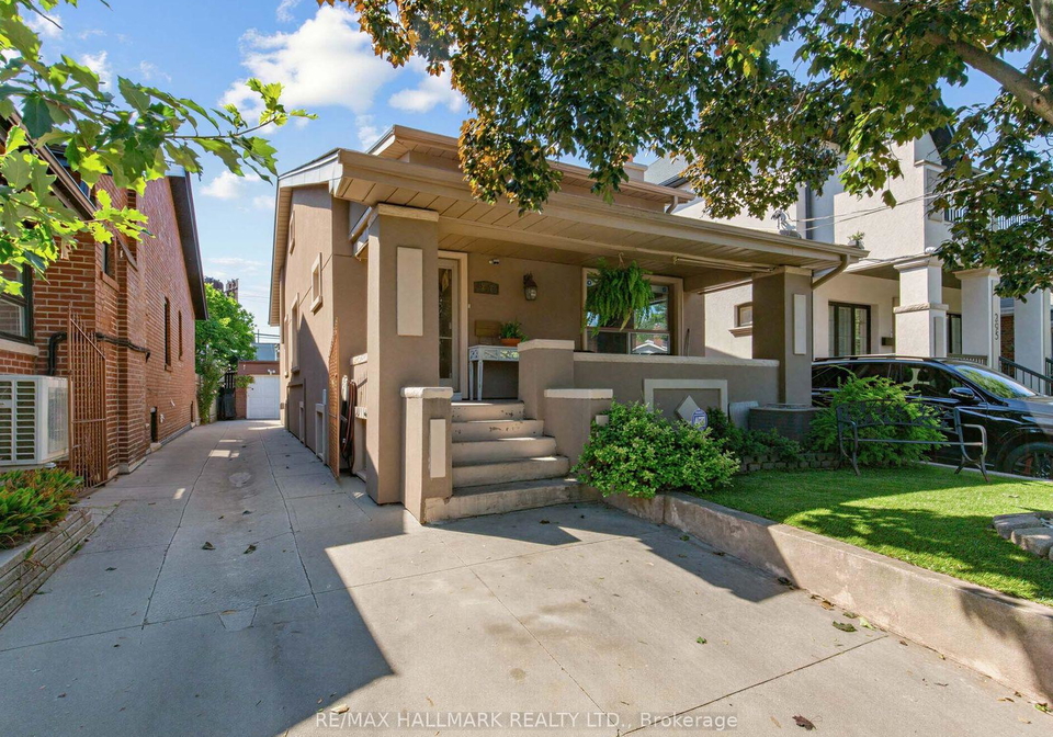 297-strathmore-boulevard-toronto-east-york-ontario-e13691926
