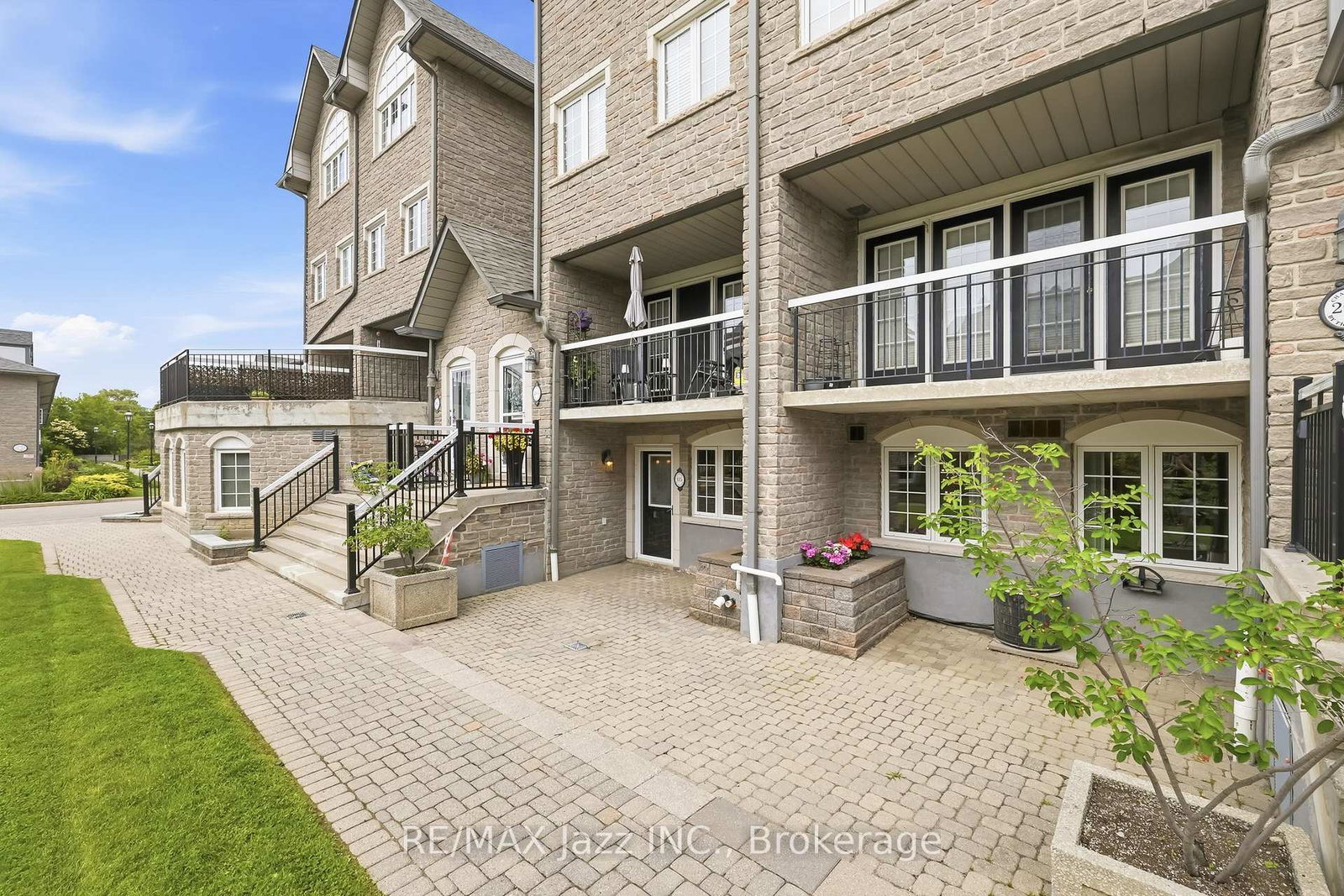 1995-royal-road-pickering-ontario-e13691952