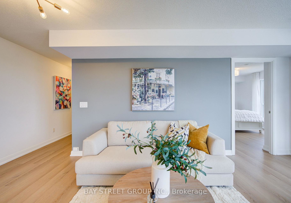 151-village-green-square-toronto-scarborough-ontario-e13692054