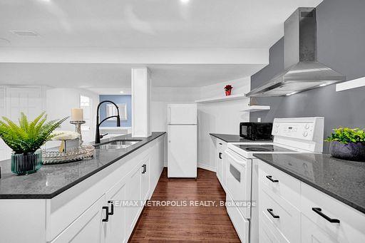 1101-petunia-place-pickering-ontario-e13692242