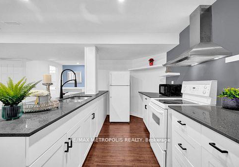 1101-petunia-place-pickering-ontario-e13692242