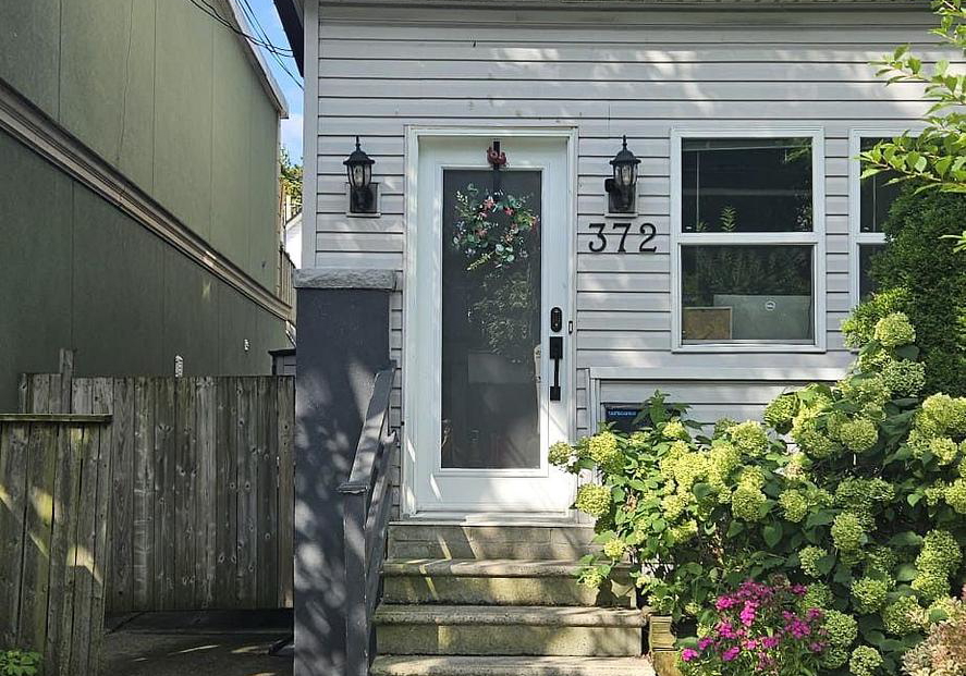 372-rhodes-avenue-toronto-toronto-ontario-e13693070