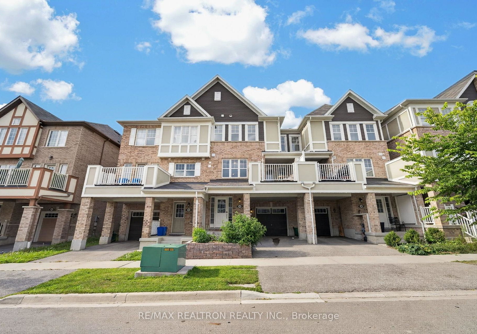 1096-silk-street-pickering-ontario-e13693172