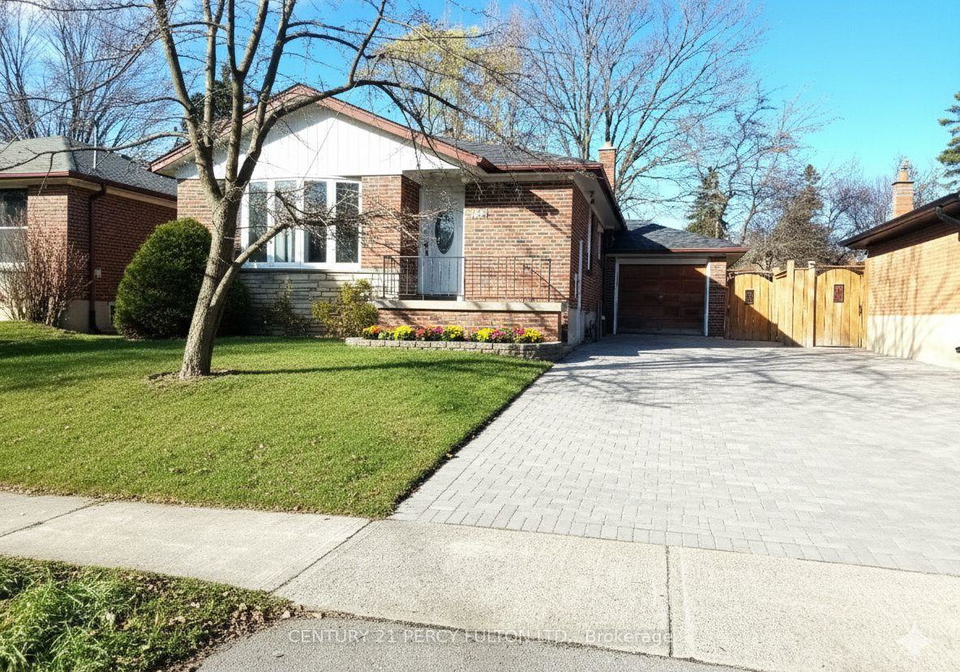 182-confederation-drive-toronto-scarborough-ontario-e13693206