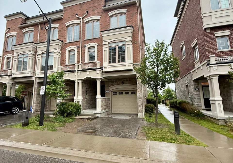 70-harwood-avenue-n-ajax-ontario-e13693850