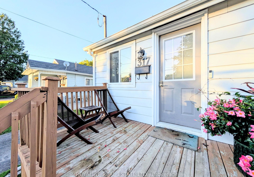 317-oshawa-boulevard-s-oshawa-ontario-e13693928