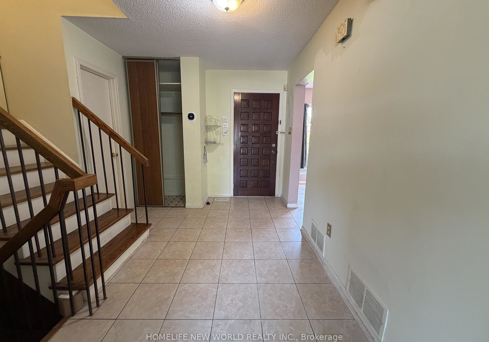 43-bushmills-square-toronto-scarborough-ontario-e13694172
