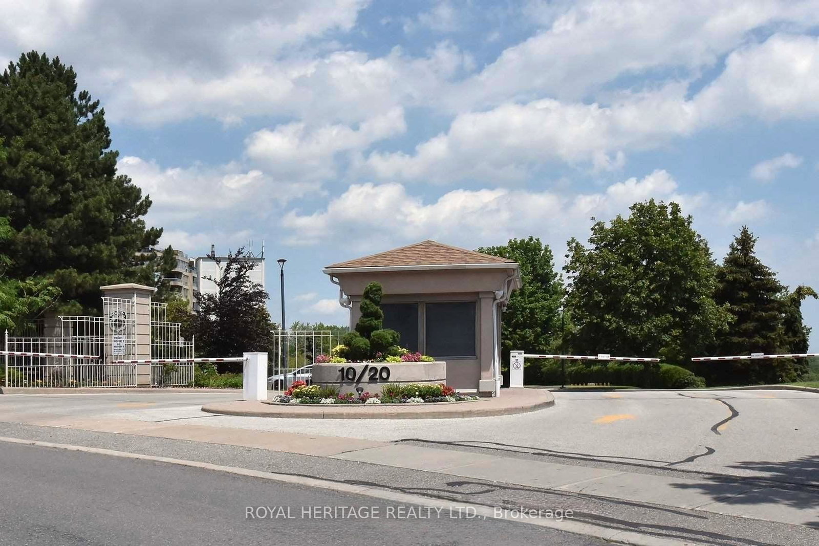 20-guildwood-parkway-toronto-scarborough-ontario-e13694614