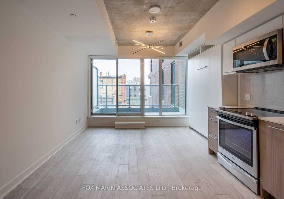 30-baseball-place-toronto-toronto-ontario-e13694734