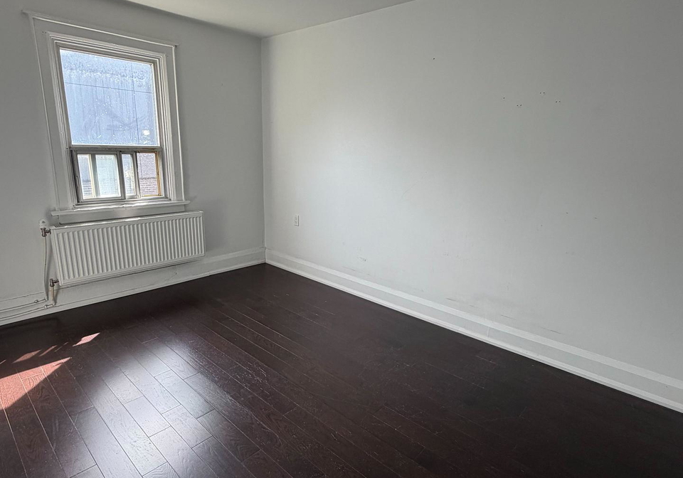 849-broadview-avenue-e-toronto-east-york-ontario-e13695012