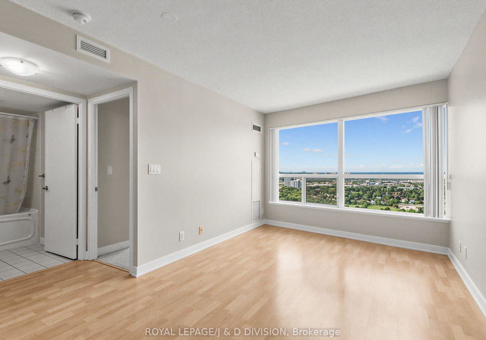 38-lee-centre-drive-toronto-scarborough-ontario-e13695198
